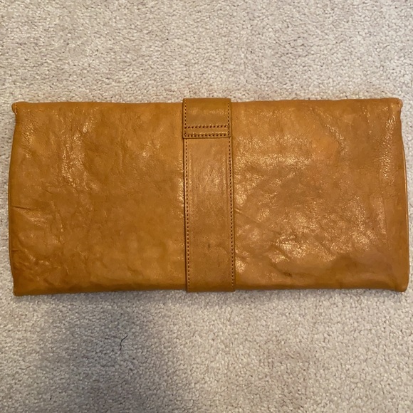 BCBG leather clutch - Picture 4 of 4